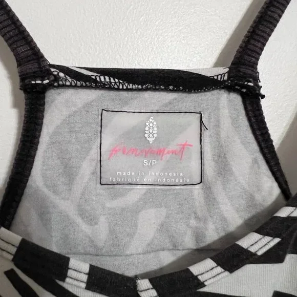 NWT Free People Movement Printed Hot Shot Romper in Zebra - Picture 9 of 11